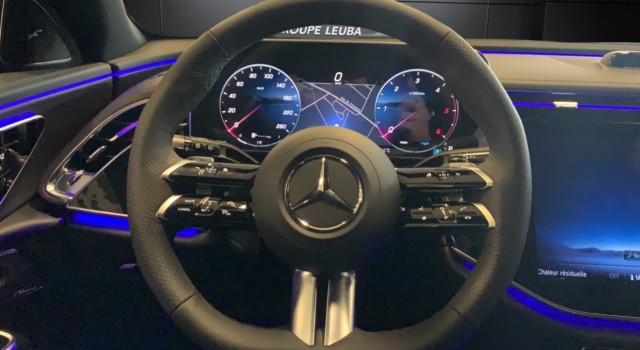 MERCEDES-BENZ E 220 d T 9G-Tronic