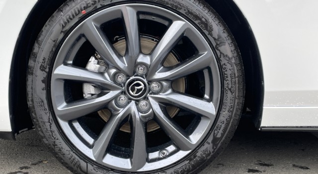 MAZDA 3 Hatchback SKYACTIV-G M Hybrid 140 Centre Line Automat
