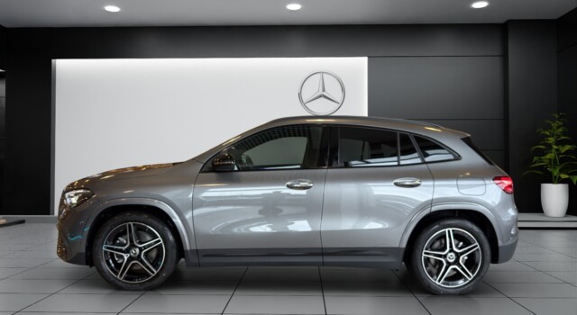 MERCEDES-BENZ GLA 220 4Matic 8G-DCT