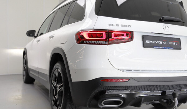 MERCEDES-BENZ GLB 250 AMG Line 4 MATIC