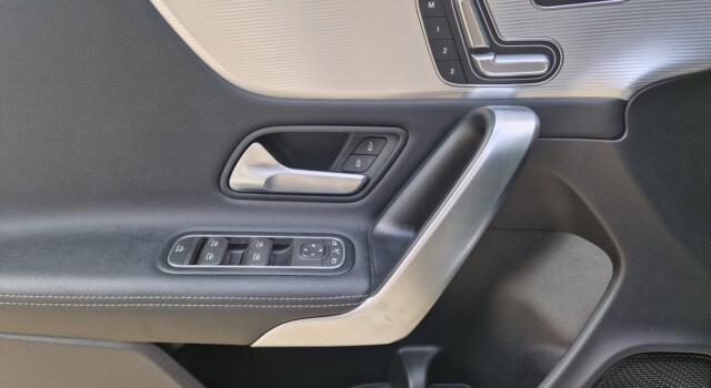 MERCEDES-BENZ CLA 250 CLA Shooting Brake 250 4Matic 7G-DCT Swiss Star