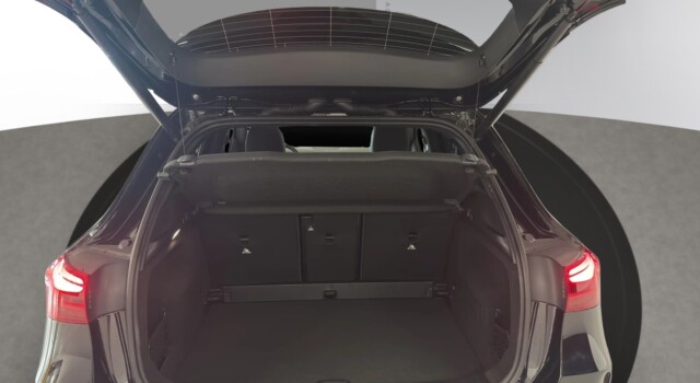 MERCEDES-BENZ GLA 220 4Matic 8G-DCT