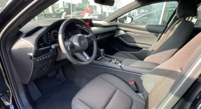 MAZDA 3 Hatchback SKYACTIV-G M Hybrid 140 Centre Line Automat