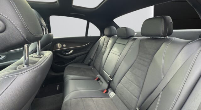 MERCEDES-BENZ E 220 d 4Matic 9G-Tronic