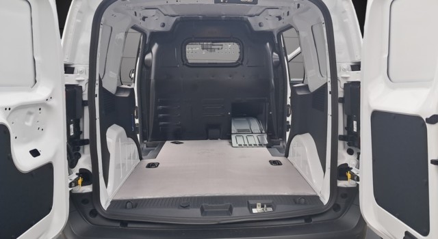 FORD TRANSIT COURIER Van 1.0 EcoBoost Trend Automat