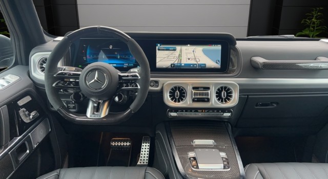 MERCEDES-BENZ G 63 AMG 9G-Tronic