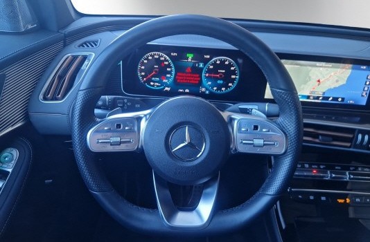 MERCEDES-BENZ EQC 400 AMG Line 4Matic