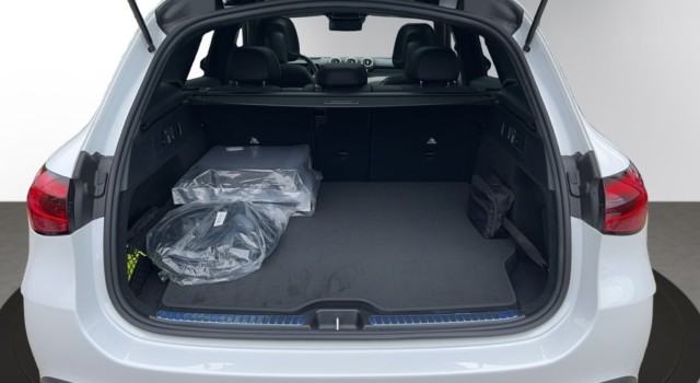 MERCEDES-BENZ GLC 300 e 4Matic EQ Star 9G-Tronic