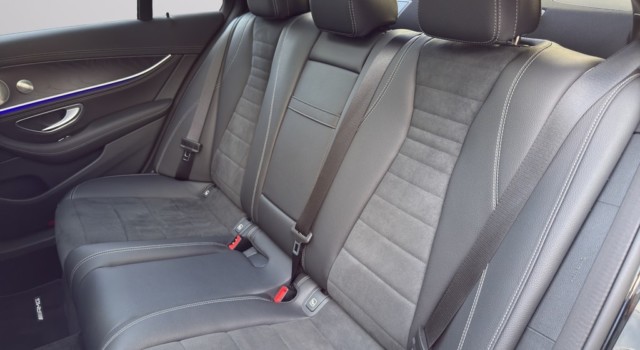 MERCEDES-BENZ E 220 d 4Matic 9G-Tronic