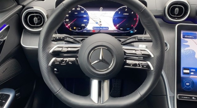 MERCEDES-BENZ C 220 d T 4 Matic