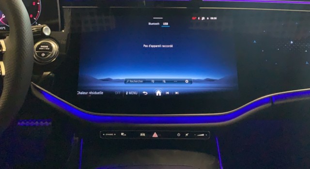 MERCEDES-BENZ E 220 d T 9G-Tronic