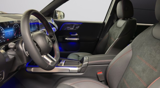 MERCEDES-BENZ GLB 220 d 4Matic 8G-Tronic