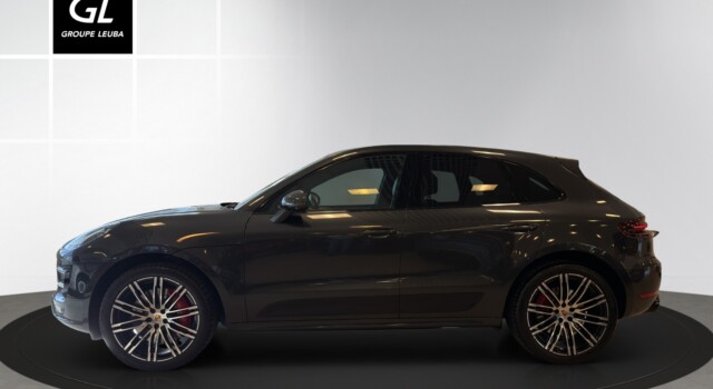 PORSCHE MACAN Turbo Performance