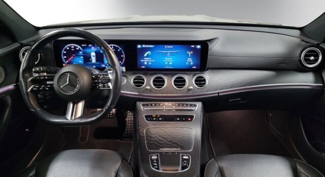 MERCEDES-BENZ E 220 d T 4Matic AMG Line 9G-Tronic