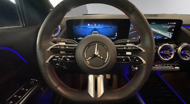 MERCEDES-BENZ GLA 220 4Matic 8G-DCT