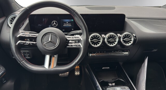 MERCEDES-BENZ GLA 220 4Matic 8G-DCT