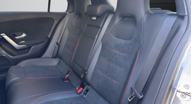 MERCEDES-BENZ A 200 Night Star 7G-DCT