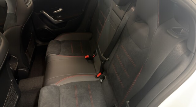 MERCEDES-BENZ A 200 Night Star 7G-DCT