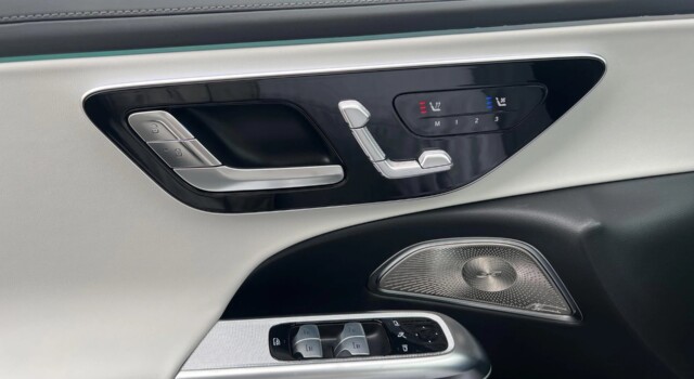 MERCEDES-BENZ E 220 d T 9G-Tronic