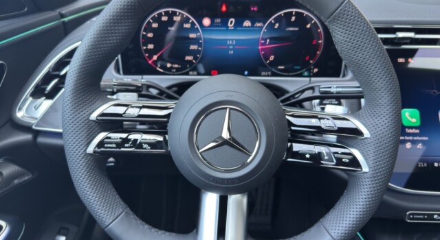 MERCEDES-BENZ E 220 d 4Matic 9G-Tronic