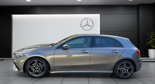 MERCEDES-BENZ A 180 Night Star 7G-DCT