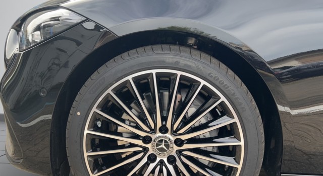 MERCEDES-BENZ C 220 d T 4 Matic Swiss Star