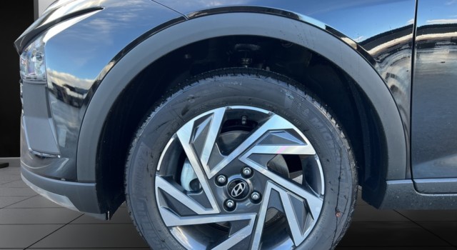 HYUNDAI BAYON 1.0 T-GDi Amplia DCT