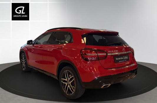 MERCEDES-BENZ GLA 200 Night Star