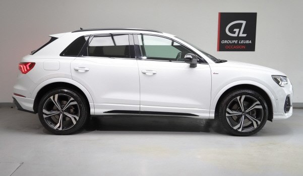 AUDI Q3 45 TFSI S line quattro