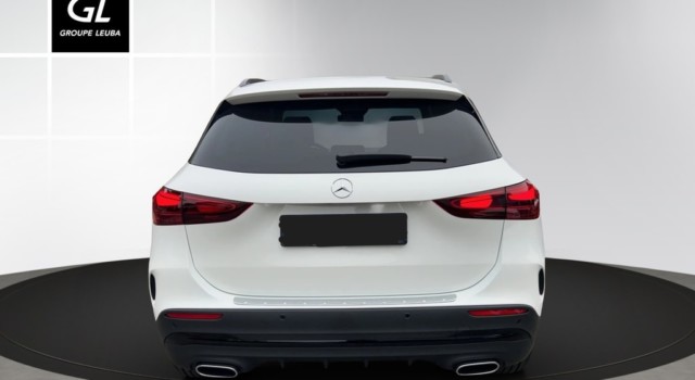 MERCEDES-BENZ GLA 250 4Matic 8G-DCT Swiss Star