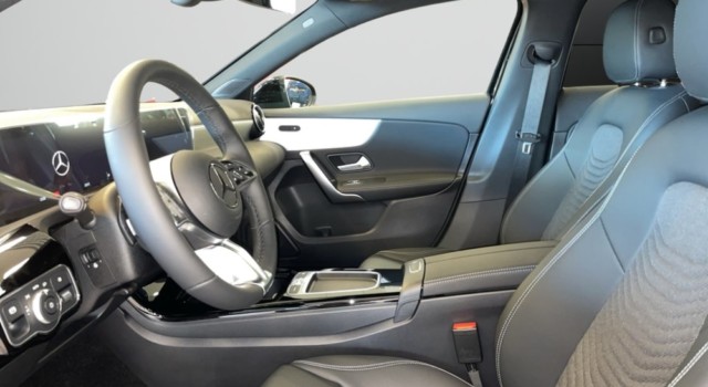 MERCEDES-BENZ A 250 4Matic 8G-DCT