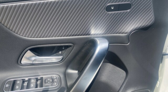 MERCEDES-BENZ A 200 Night Star 7G-DCT