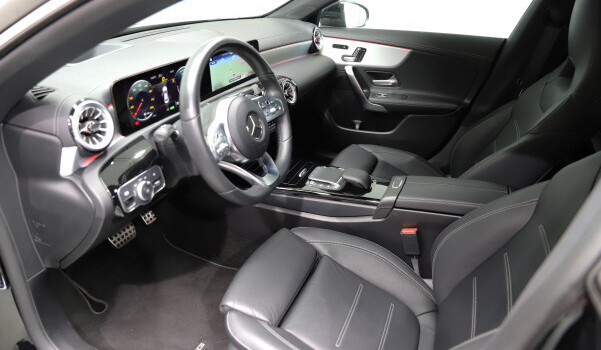 MERCEDES-BENZ CLA 250 e AMG Line 8G-DCT