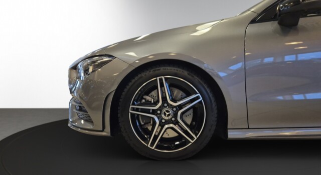 MERCEDES-BENZ CLA 250 CLA Shooting Brake 250 4Matic 7G-DCT AMG Line