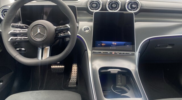 MERCEDES-BENZ GLC 300 4Matic 9G-Tronic