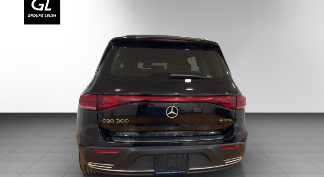 MERCEDES-BENZ EQB 300 4Matic