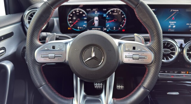 MERCEDES-BENZ A 35 AMG 4Matic Speedshift