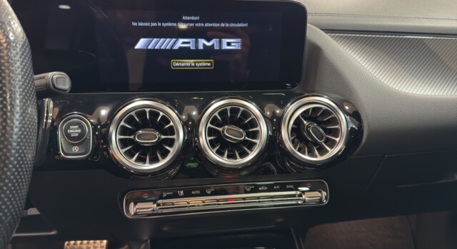 MERCEDES-BENZ GLA 35 AMG