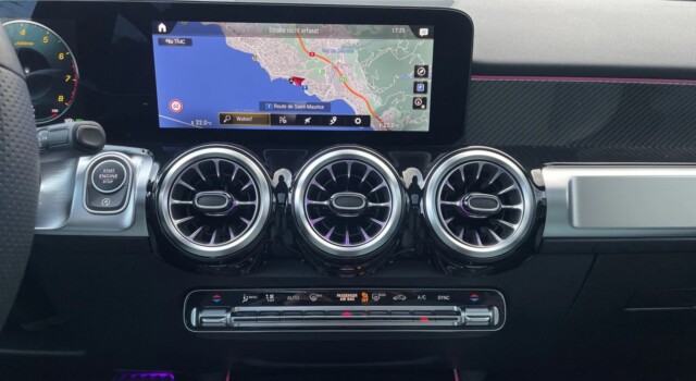 MERCEDES-BENZ GLB 250 4Matic AMG Line 8G-Tronic