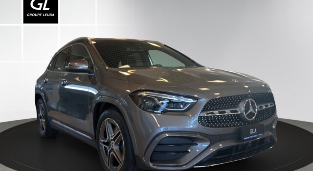 MERCEDES-BENZ GLA 220 4Matic 8G-DCT