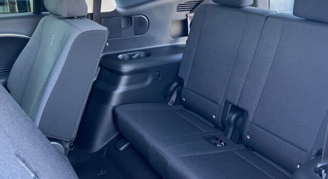 HYUNDAI IONIQ 9 110kWh Amplia 4WD