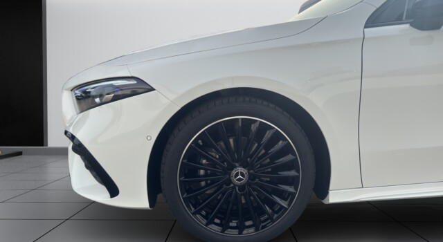 MERCEDES-BENZ A 200 Night Star 7G-DCT