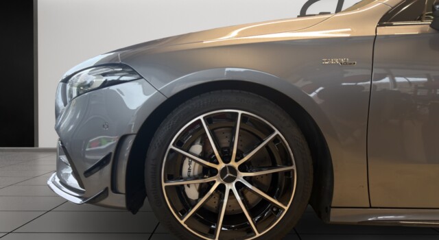 MERCEDES-BENZ A 35 AMG 4Matic
