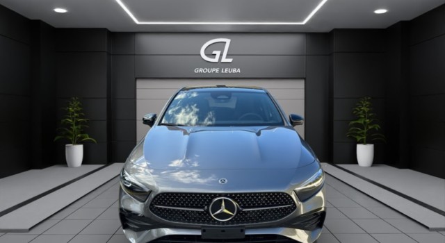 MERCEDES-BENZ A 180 Night Star 7G-DCT
