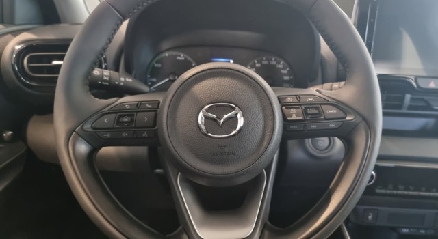 MAZDA 2 Hybrid Exclusive-line