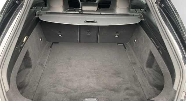 MERCEDES-BENZ CLA 180 CLA SB 180 AMG Line 7G