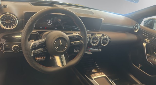 MERCEDES-BENZ A 220 d 8G-DCT