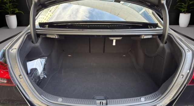 MERCEDES-BENZ E 220 d 4Matic 9G-Tronic