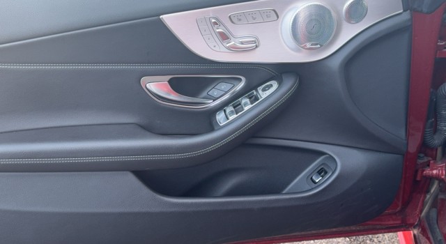 MERCEDES-BENZ C 300 AMG Line 4Matic