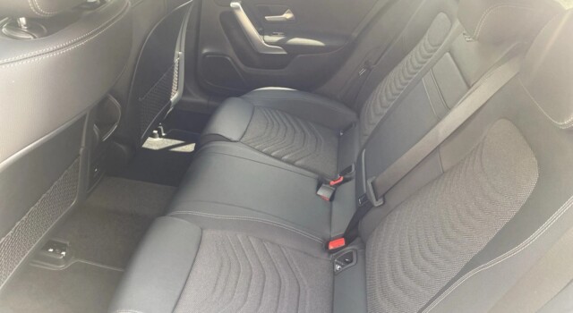 MERCEDES-BENZ A 200 Night Star 7G-DCT
